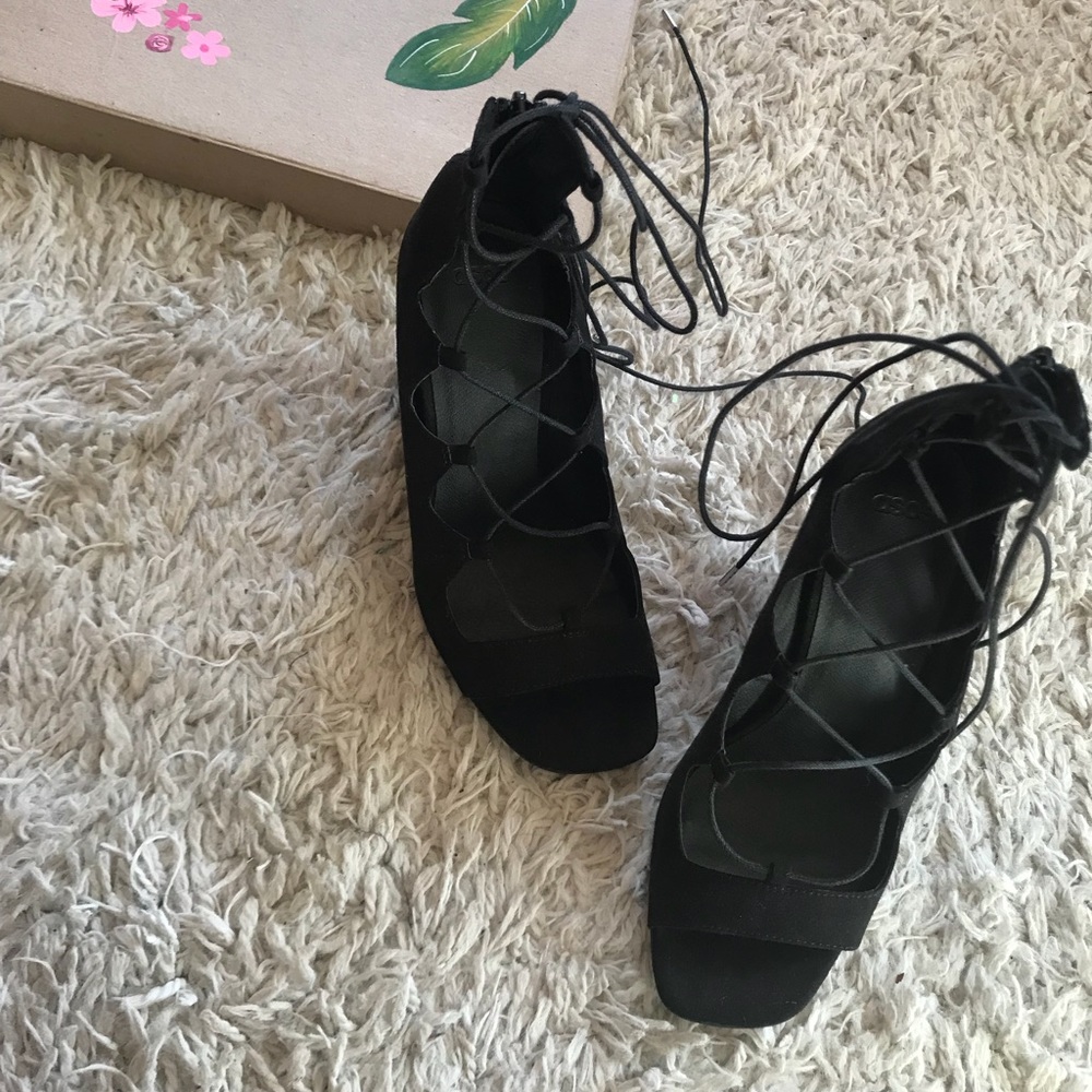 lace up wedges